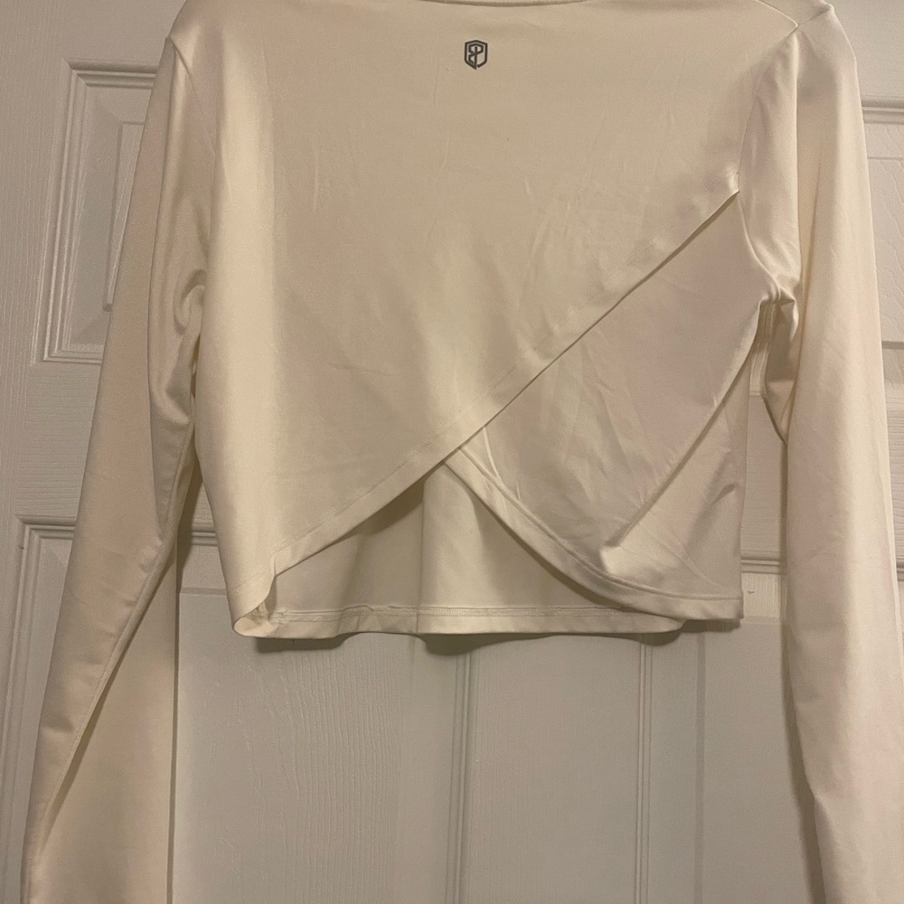 bundle-Born primitive long sleeve  crop top bundle